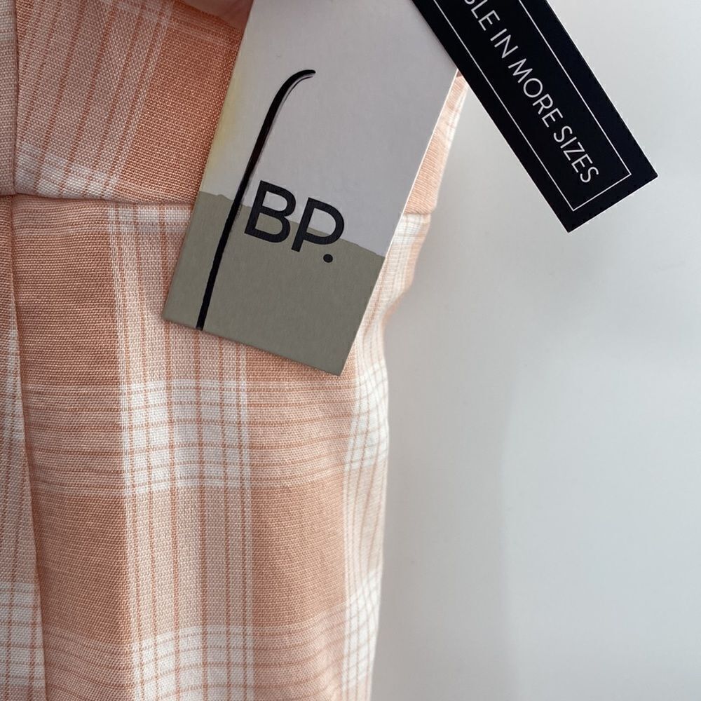 3For$20 BP NWT Peach/White Midi Dress - Picture 3 of 6